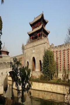绿野洗尘心，清风唤健康
