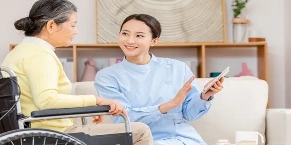 社交丰富，缓解孤独